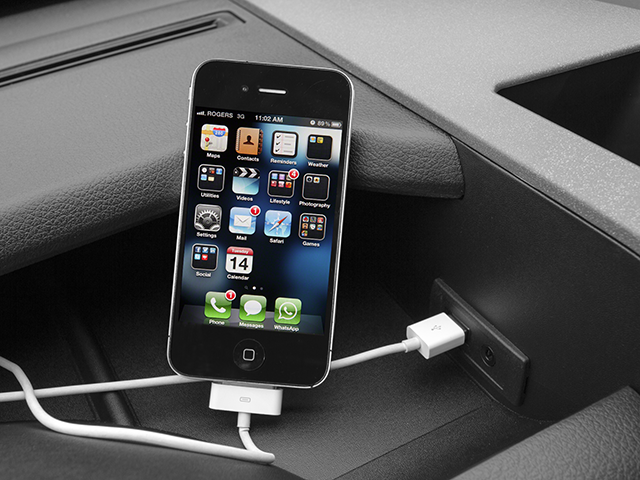 2014 Mercedes-Benz Sprinter Cargo Vans 2500