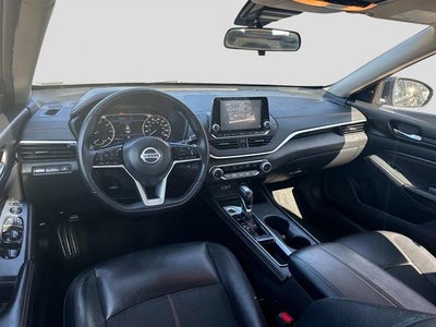 2020 Nissan Altima 2.0 SR