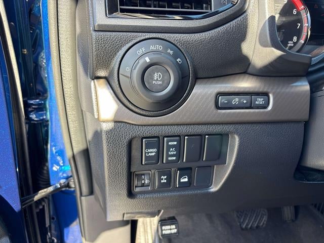 2023 Nissan Titan Platinum Reserve