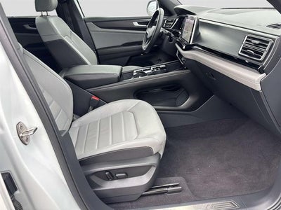 2024 Volkswagen Atlas Cross Sport SEL R-Line 4Motion