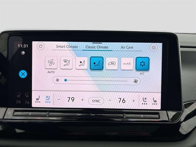 2024 Volkswagen Atlas Cross Sport SEL R-Line 4Motion