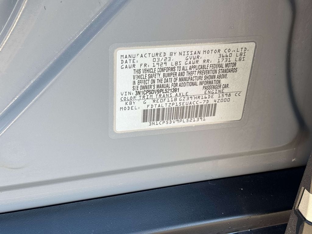 2023 Nissan Kicks SR