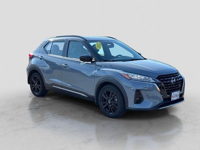 2023 Nissan Kicks SR