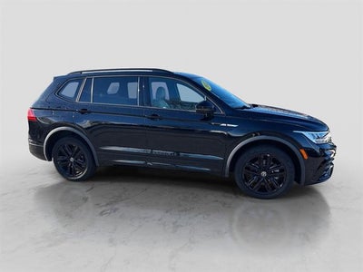 2022 Volkswagen Tiguan 2.0T SE R-Line Black 4Motion