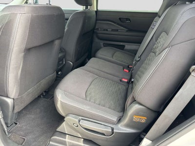 2024 Nissan Pathfinder S