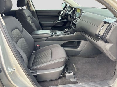 2024 Nissan Pathfinder S