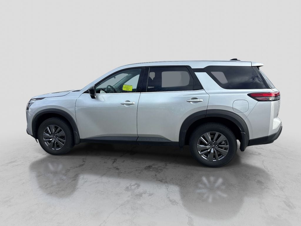 2024 Nissan Pathfinder S