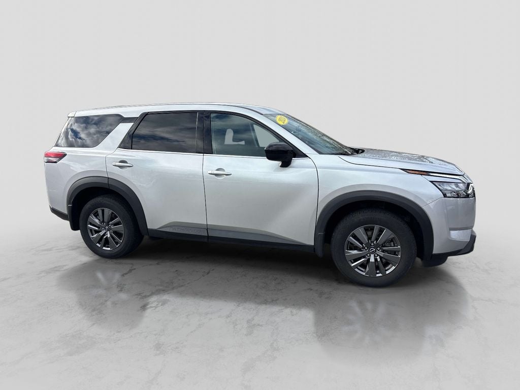 2024 Nissan Pathfinder S