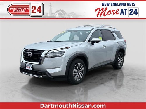 2024 Nissan Pathfinder SL