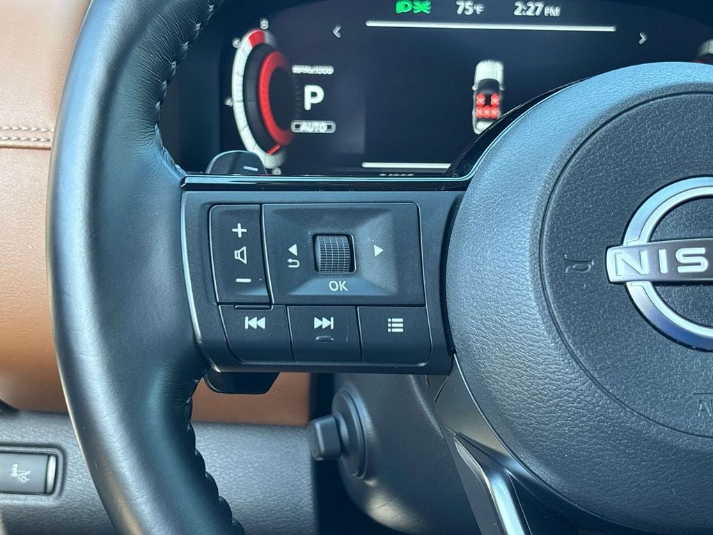 2023 Nissan Pathfinder Platinum