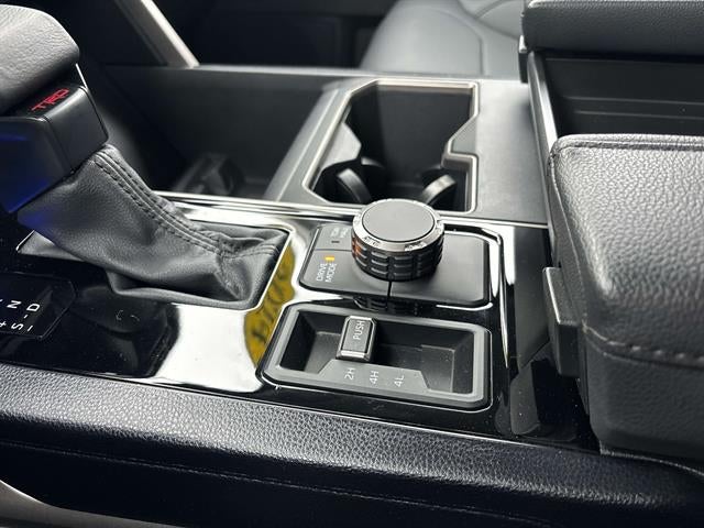 2024 Toyota Tundra 4WD SR5