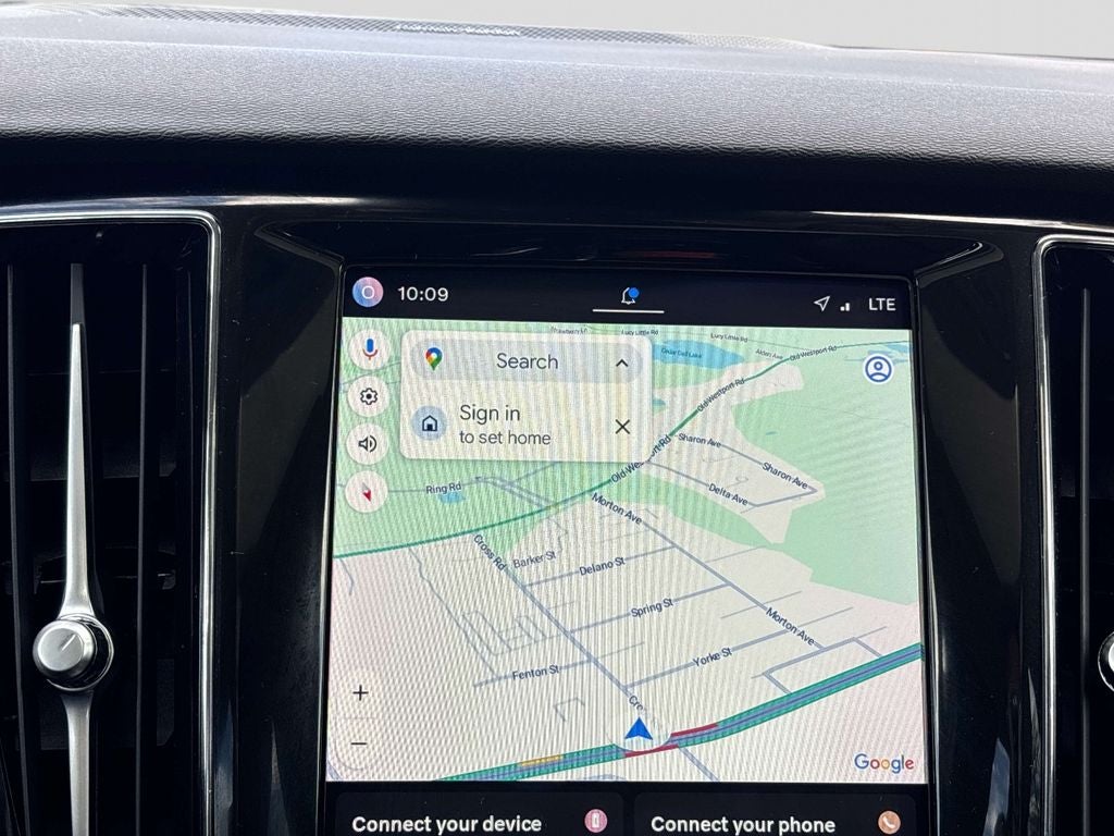 2024 Volvo S60 B5 Plus Dark Theme