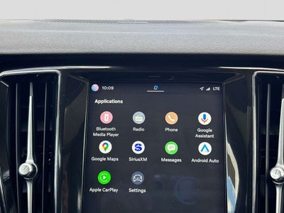 2024 Volvo S60 B5 Plus Dark Theme