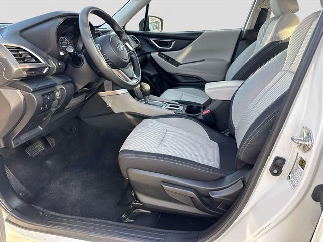 2023 Subaru Forester Base