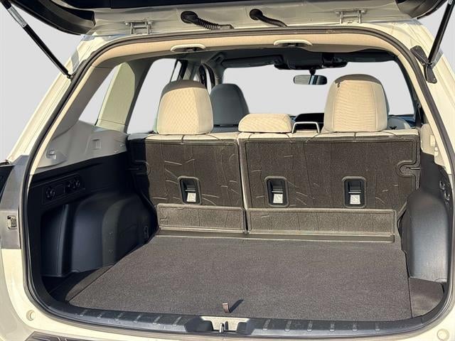 2023 Subaru Forester Base