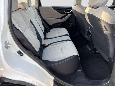 2023 Subaru Forester Base