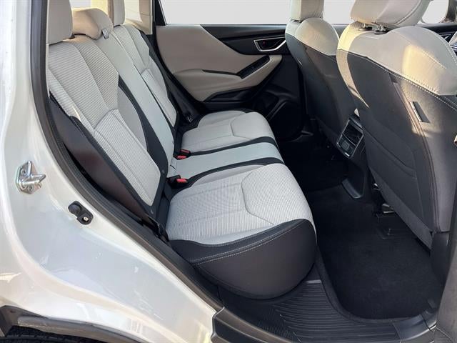 2023 Subaru Forester Base