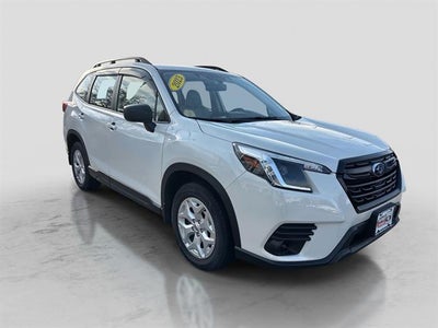2023 Subaru Forester Base