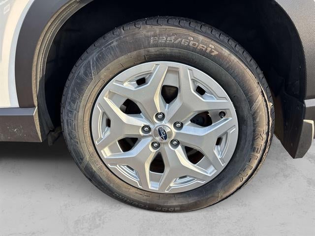 2023 Subaru Forester Base