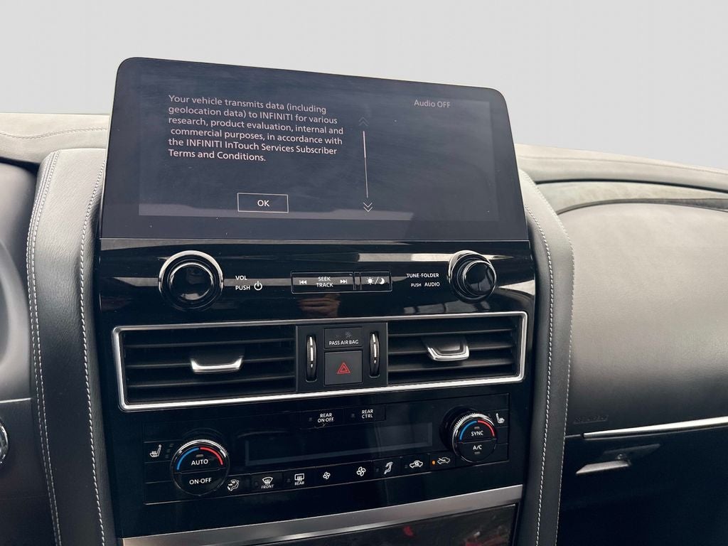 2022 INFINITI QX80 LUXE