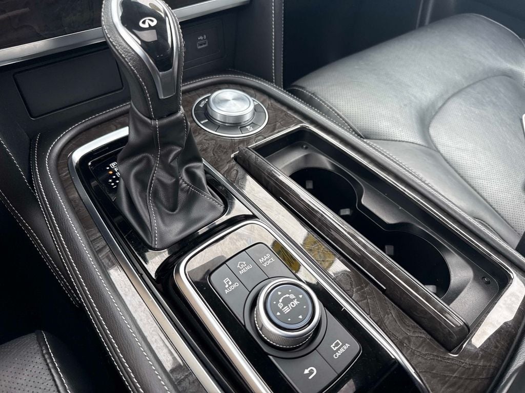 2022 INFINITI QX80 LUXE