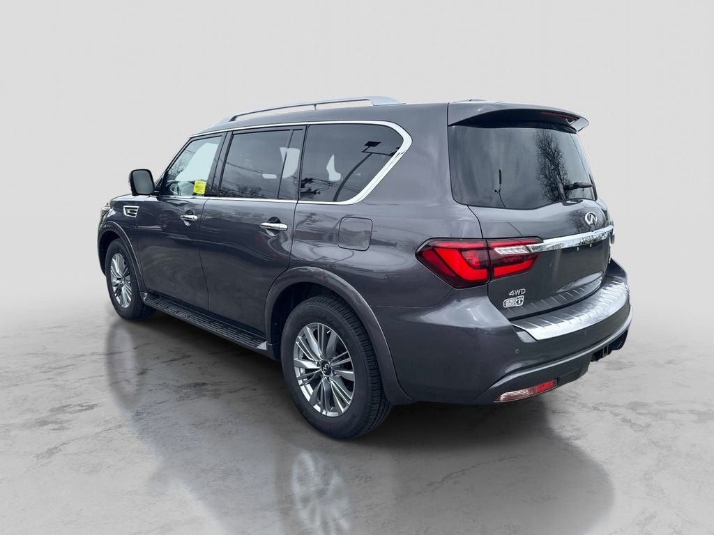 2022 INFINITI QX80 LUXE