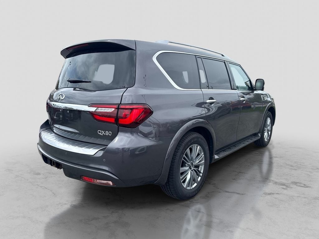 2022 INFINITI QX80 LUXE