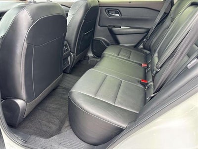 2023 Nissan Rogue SV Moonroof