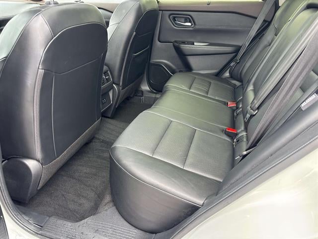 2023 Nissan Rogue SV Moonroof