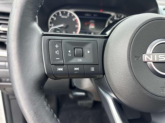 2023 Nissan Rogue SV Moonroof