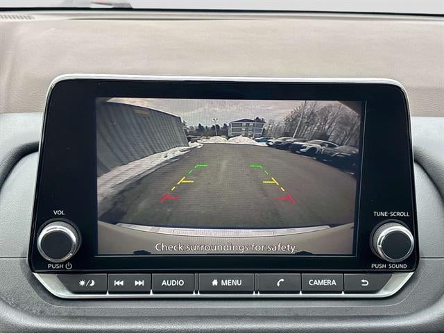 2023 Nissan Rogue SV Moonroof