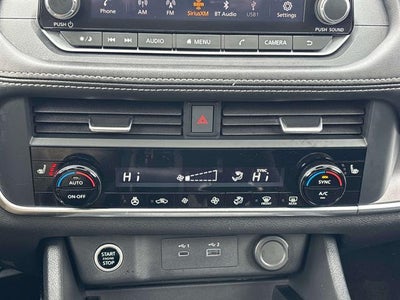 2023 Nissan Rogue SV Moonroof