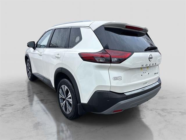 2023 Nissan Rogue SV Moonroof