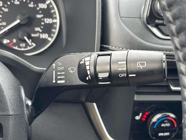 2023 Nissan Rogue SV Moonroof