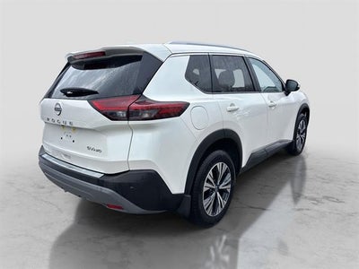 2023 Nissan Rogue SV Moonroof