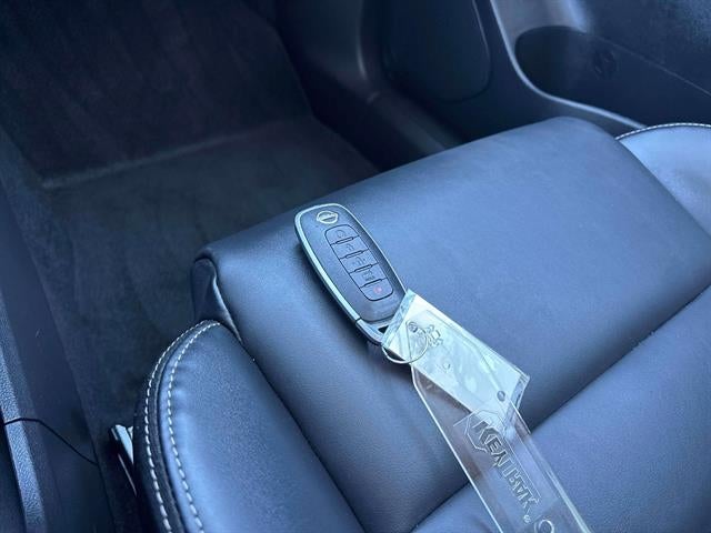 2023 Nissan Rogue SV Midnight Edition