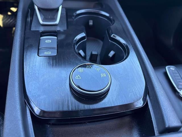 2023 Nissan Rogue SV Midnight Edition