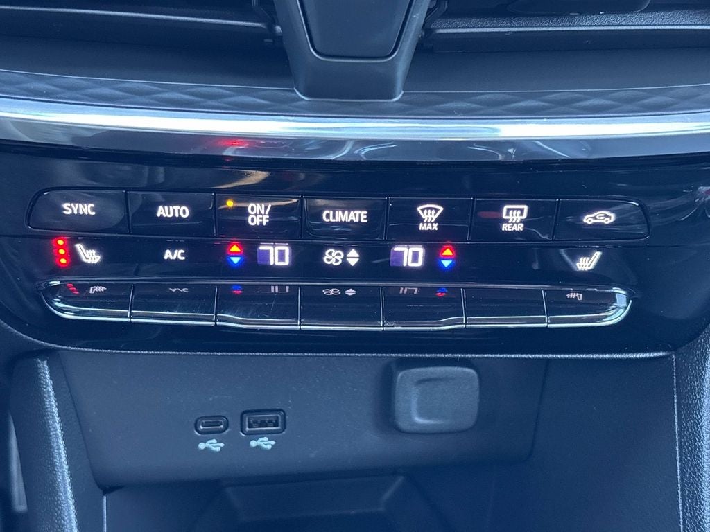 2024 Buick Encore GX Avenir