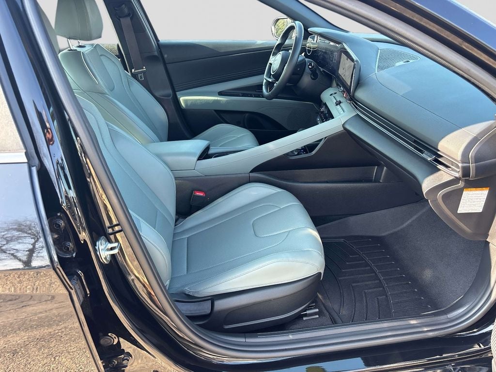 2024 Hyundai Elantra Hybrid Limited