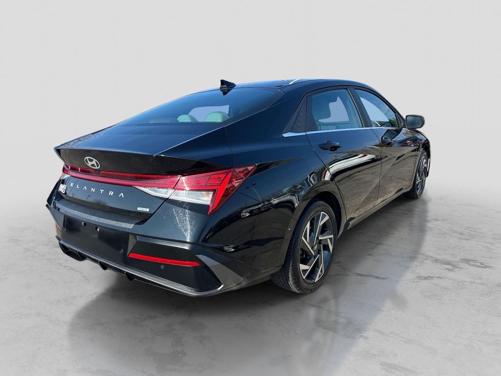 2024 Hyundai Elantra Hybrid Limited