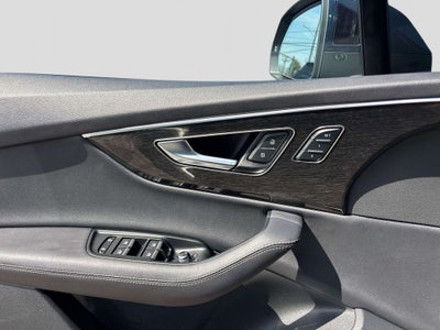 2025 Audi Q7 55 Premium Plus quattro