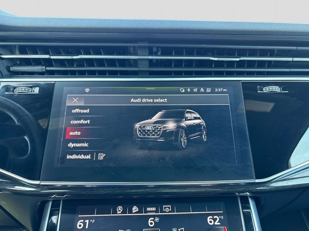 2025 Audi Q7 55 Premium Plus quattro