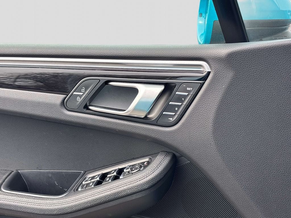 2020 Porsche Macan S