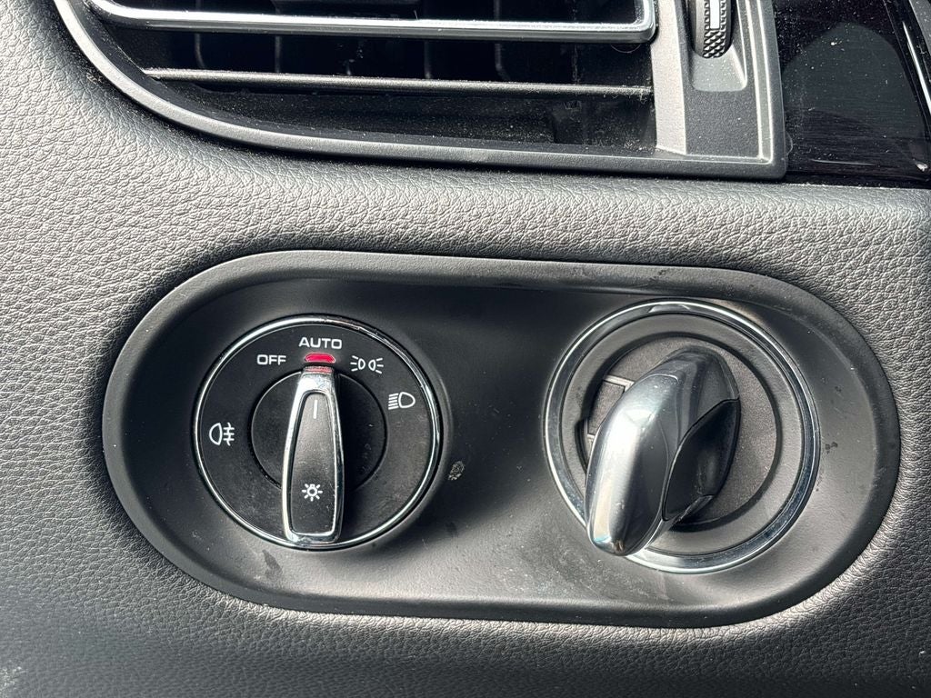 2020 Porsche Macan S