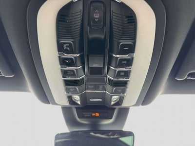 2020 Porsche Macan S