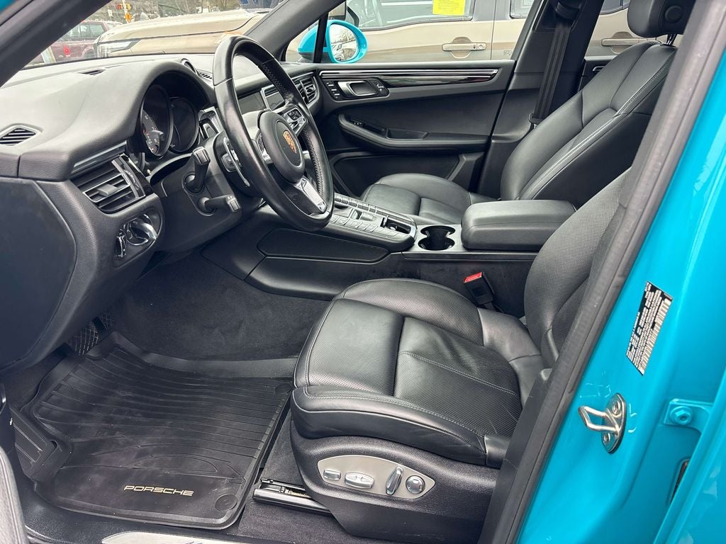 2020 Porsche Macan S