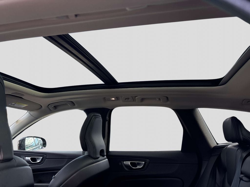 2024 Volvo XC60 B5 Core