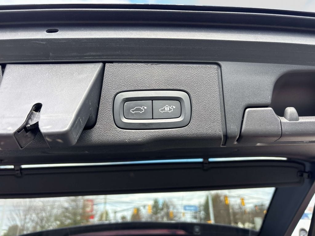 2024 Volvo XC60 B5 Core