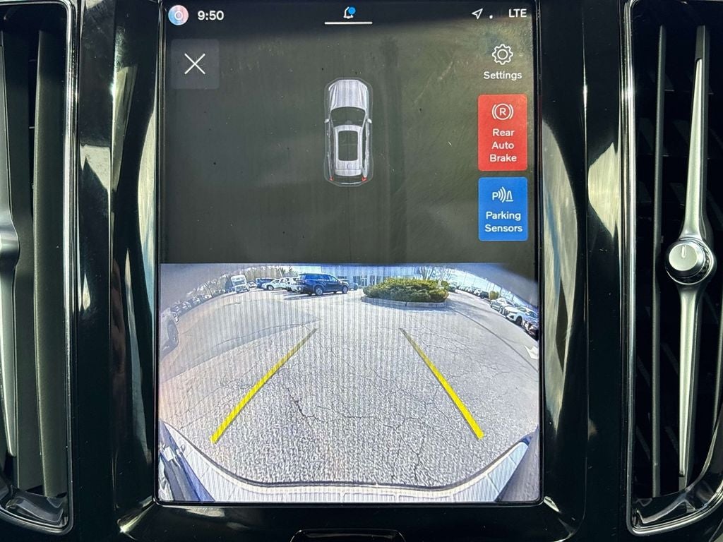 2024 Volvo XC60 B5 Core