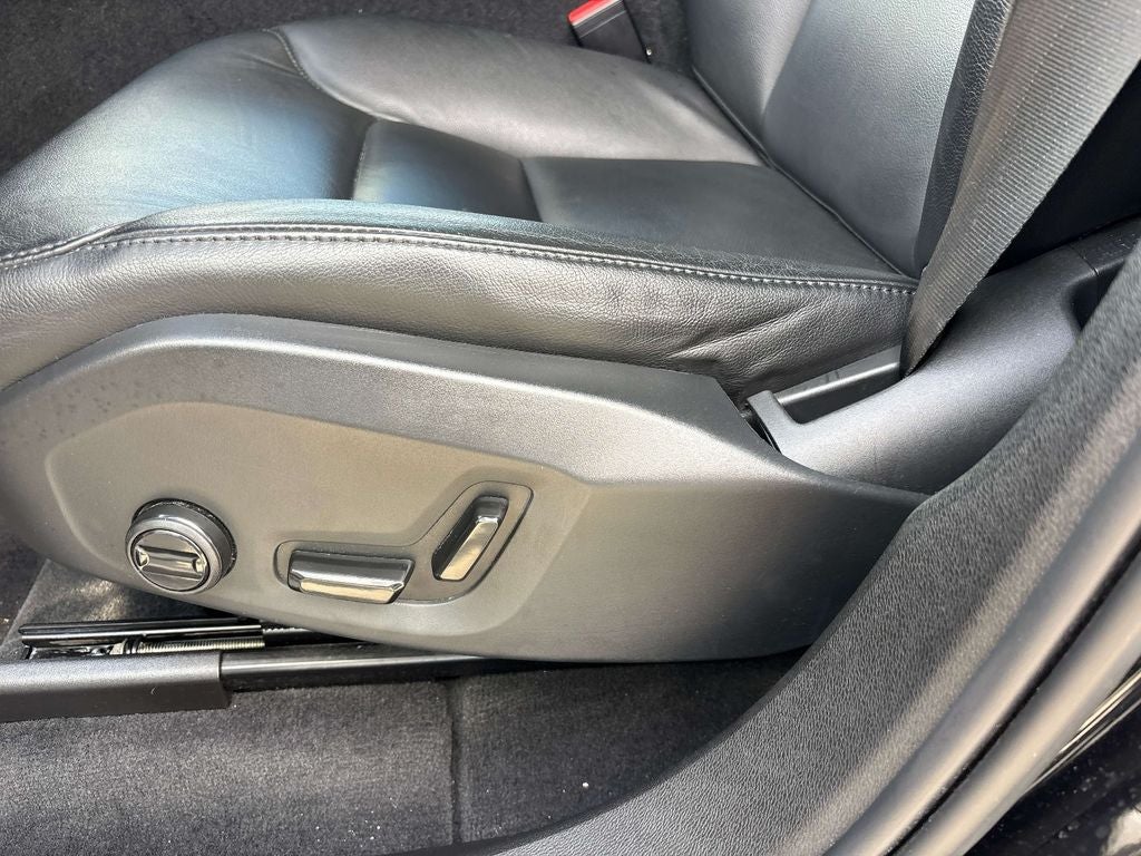 2024 Volvo XC60 B5 Core